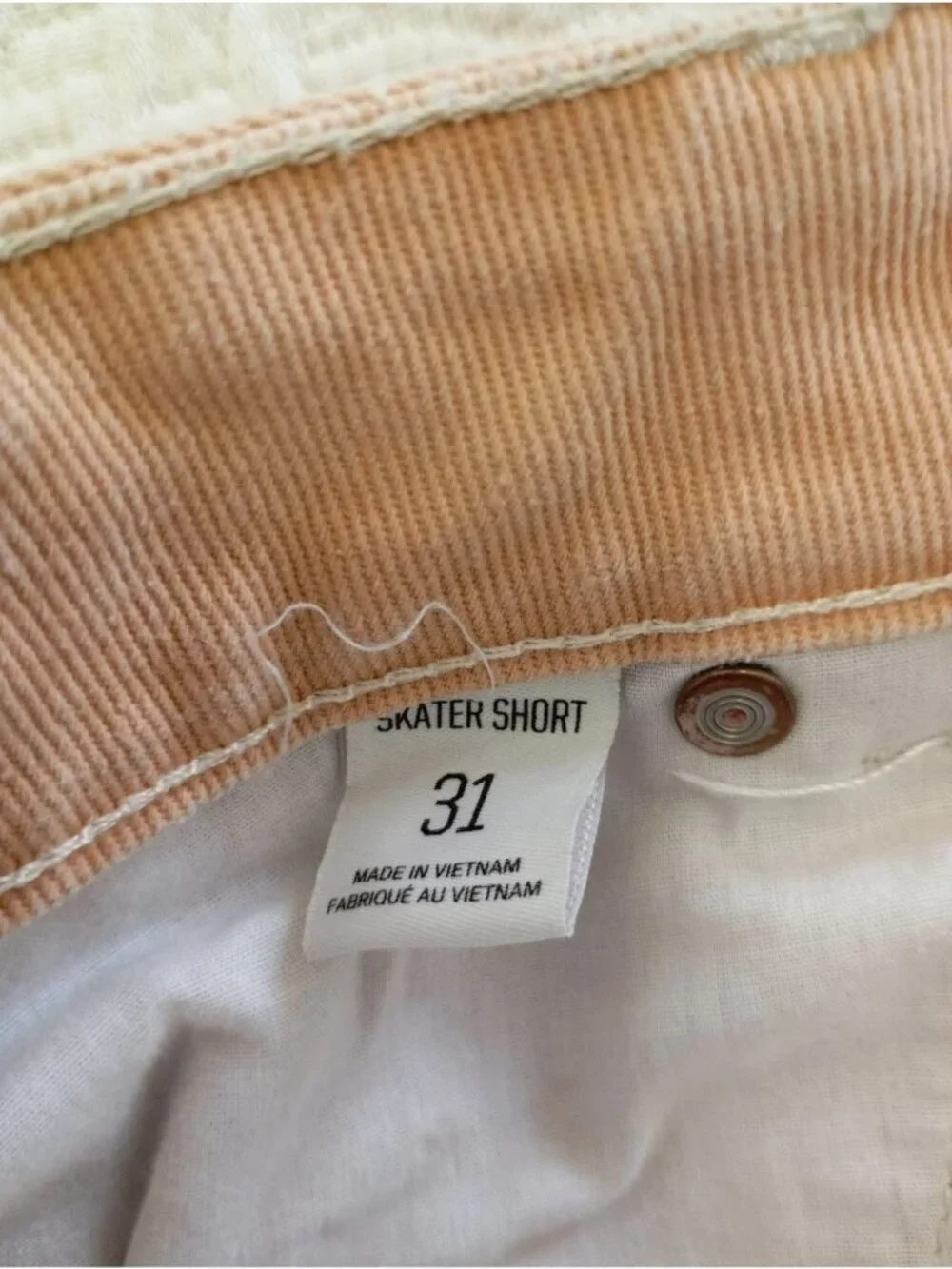 BDG Urban Outfitters Skater Shorts Tan & Brown Colorblock Frayed Hem Size 31